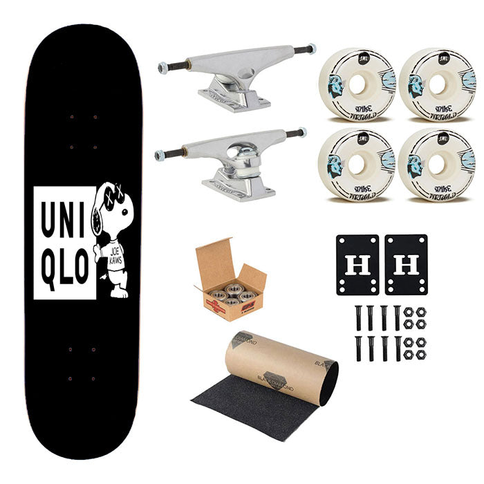 Uniqlo X Snoopy Skateboard Complete Board 8.0" X 31.75"
