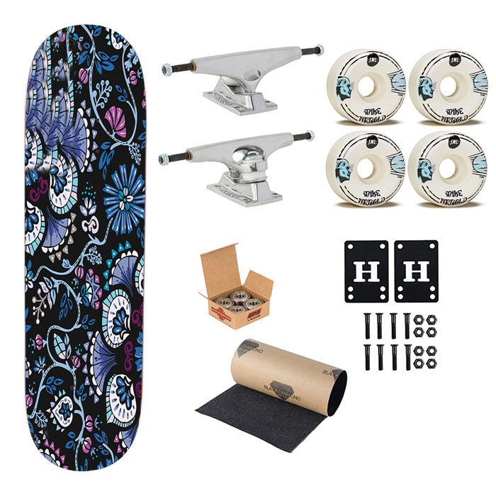 Vera Bradley Black Skateboard Complete Board 8.0" X 31.75"