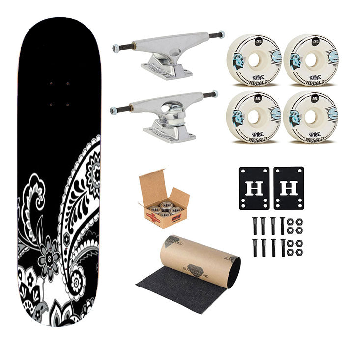 Vera Bradley Black And White Skateboard Complete Board 8.0" X 31.75"