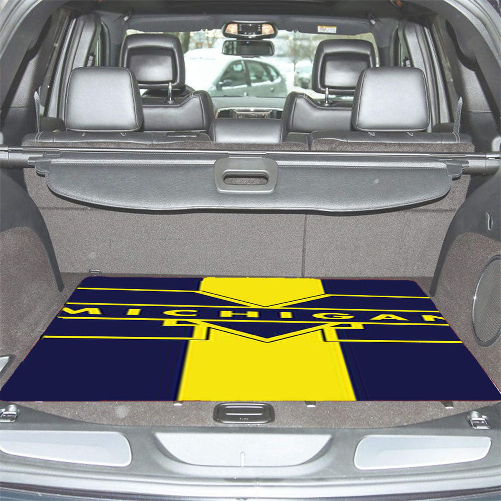 Michigan Stripes Vertical Car Trunk Mat Non Slip